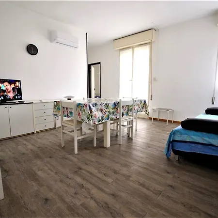 Laura Confortevole E Rilassante Climatizzato A Due Passi Dalla Spiaggia *