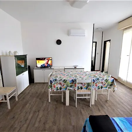 Laura Confortevole E Rilassante Climatizzato A Due Passi Dalla Spiaggia Apartment *