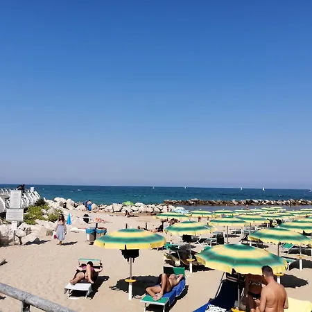 Laura Confortevole E Rilassante Climatizzato A Due Passi Dalla Spiaggia Lido di Scacchi